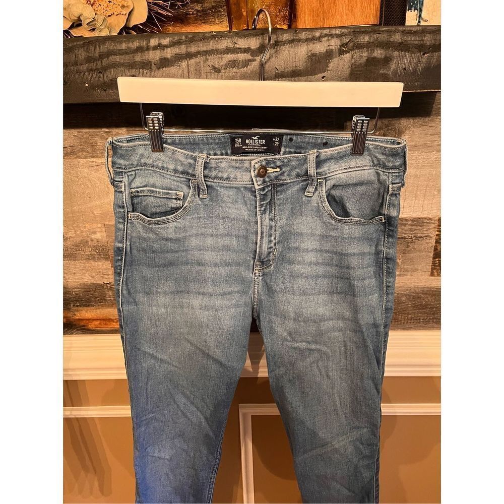 Hollister High-Rise Super Skinny Soft Stretch Jeans sz 32/28 or 15R